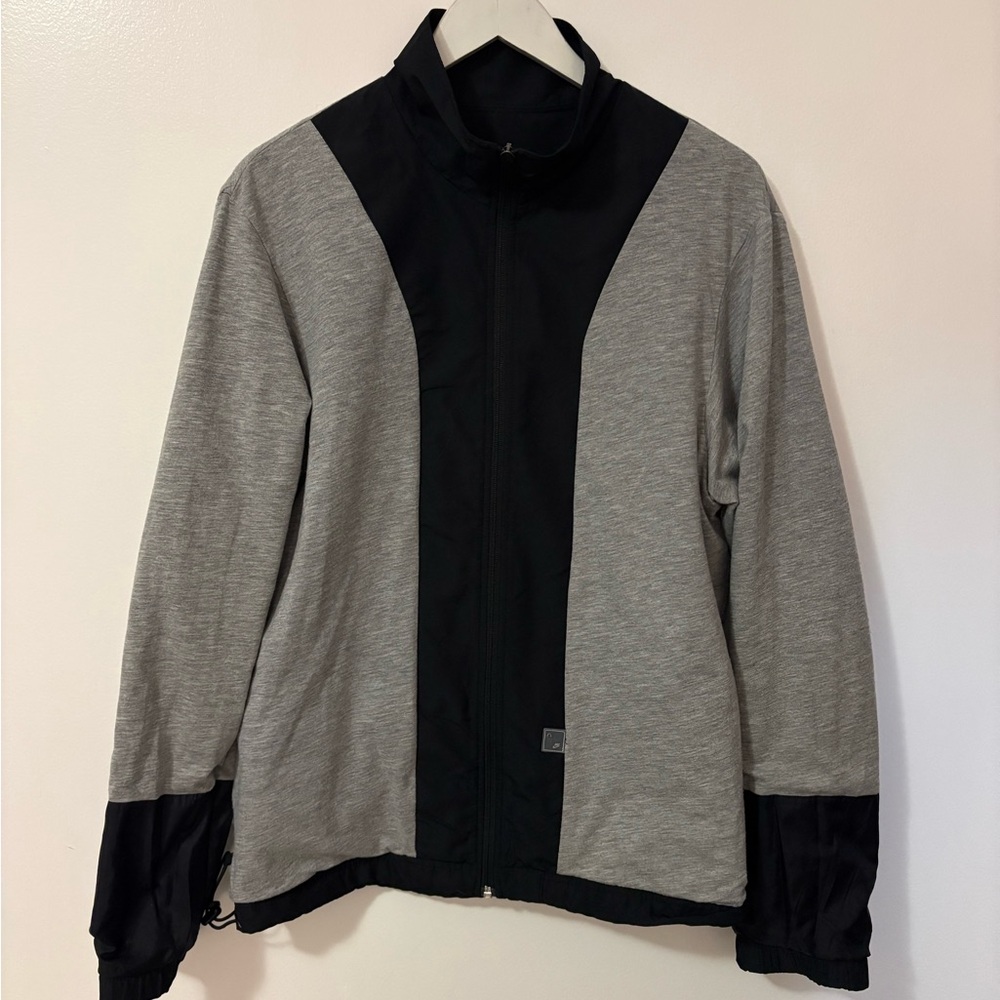 Nike Men's Black Lightweight jacket - Picture 11 of 11